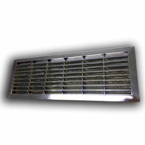 Větrací mřížka dveřní 335x132 mm s límcem a síťkou - chrom